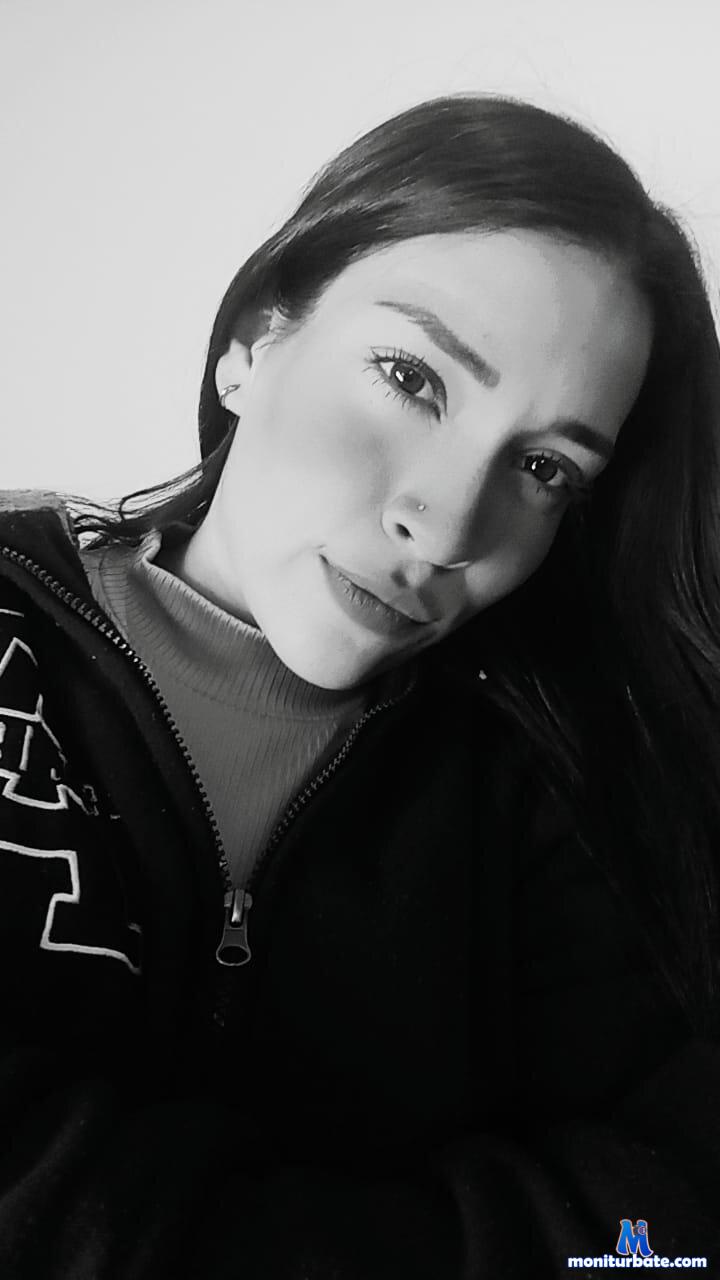 Tessa_Jadiel Stripchat performer