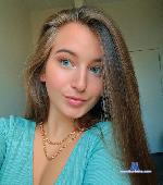 chlobaby stripchat livecam show performer room profile