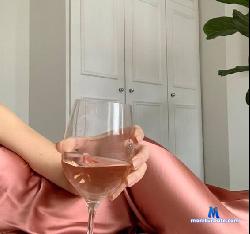 Glorry_lo stripchat livecam performer profile