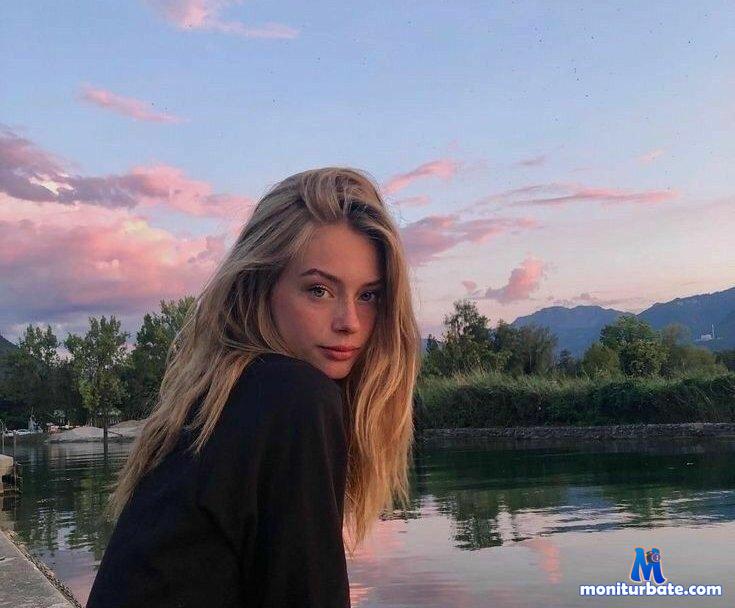 Lovely_Camille Stripchat performer girls hair Color Blonde do Dance age Teen ethnicity White subculture Student hair Color Black body Type Medium tag Language Russian Speaking small Audience auto Tag New private Price Eight hair Color Colorful