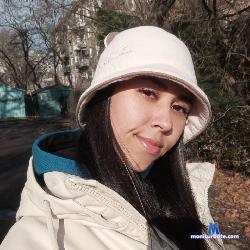 Arina_Teen stripchat livecam performer profile