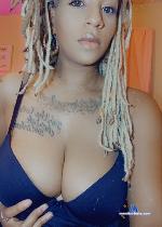 CherriRed stripchat livecam show performer room profile