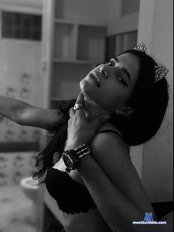 mia_camhot stripchat livecam performer profile