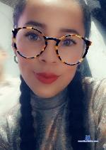 veroni-k22 stripchat livecam show performer room profile