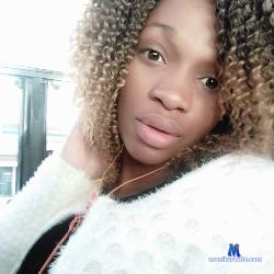RealAfricanBella stripchat livecam performer profile
