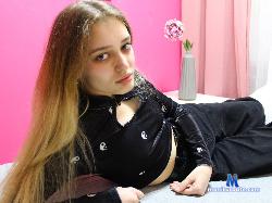MilaStoner stripchat livecam performer profile