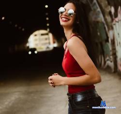 _amber_grey stripchat livecam performer profile