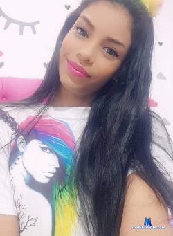 TyraBank18 stripchat livecam performer profile