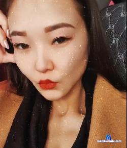 Me_youn stripchat livecam performer profile
