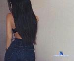 lauramartinez21 stripchat livecam show performer room profile