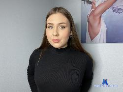 KailyWonder stripchat livecam performer profile