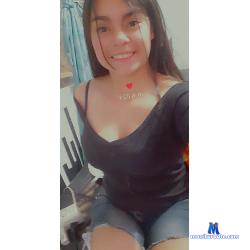 naughty_rainbowgirls stripchat livecam performer profile