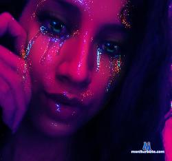 sarah_falcon stripchat livecam performer profile