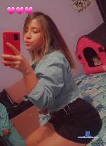Isa_cute_ stripchat livecam show performer room profile