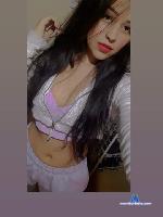 Ileanaa stripchat livecam show performer room profile