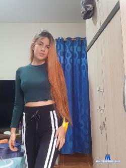 karoline_18 stripchat livecam performer profile