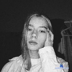 SabineCaroline stripchat livecam performer profile
