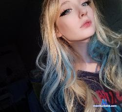 Melanie__Lee stripchat livecam performer profile