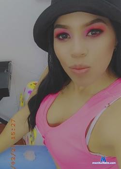 milaqueen stripchat livecam performer profile