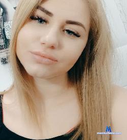 Sweet--Cherryes stripchat livecam performer profile