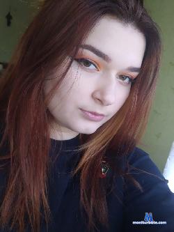 KaylaLarimar stripchat livecam performer profile