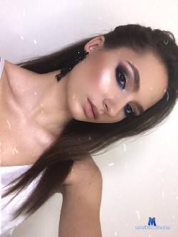 MiaMyers stripchat livecam performer profile