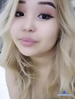 VioletBloom stripchat livecam performer profile