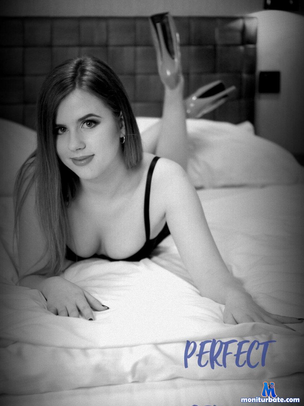 Kelsey_YOUNG Stripchat performer girls age Young hair Color Blonde do Dance do Play Games do Ohmibod specifics Big Ass specifics Big Tits specific Shaven auto Tag Hd ethnicity White body Type Petite do Talk hair Color Black private Price Sixteen To Twenty Four small Audience do Office