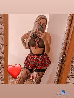 Cherry_NIKA_Cherry stripchat livecam performer profile