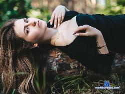 ShyNaomi stripchat livecam performer profile