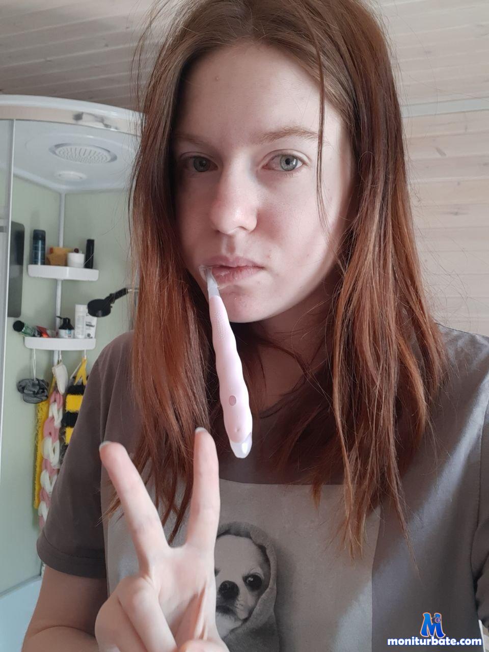 PaulineLaura Stripchat performer