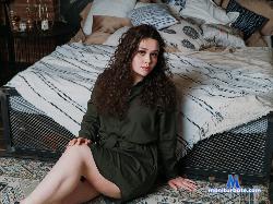 EmiliaFr stripchat livecam performer profile