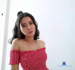 BellaSweett stripchat livecam performer profile