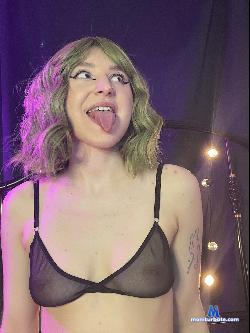 KittenMegg stripchat livecam performer profile