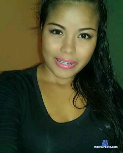lyz_xxx18 stripchat livecam performer profile