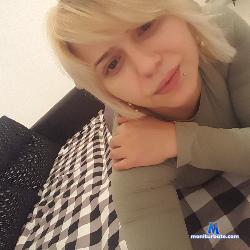 anne132 stripchat livecam performer profile