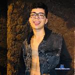 Luiis_Shorty stripchat livecam show performer room profile