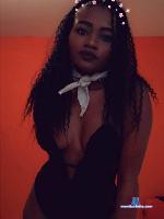 KELSIE_MOORE stripchat livecam show performer room profile