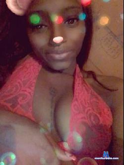_luanaa_ stripchat livecam performer profile