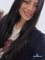 pia__russell stripchat livecam show performer room profile