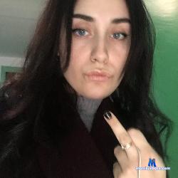 MilkMiracle stripchat livecam performer profile