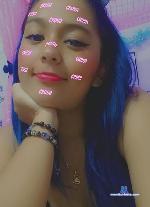 Zoe-21 stripchat livecam show performer room profile