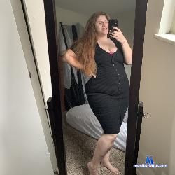 NotUrBabyMoms stripchat livecam performer profile
