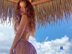 LoraSMart stripchat livecam performer profile