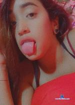 victoriaScreet stripchat livecam show performer room profile