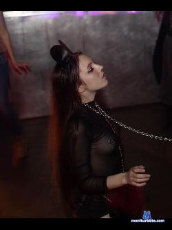 ToriKissess stripchat livecam performer profile