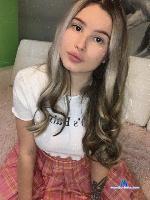 AmiceGibbs stripchat livecam show performer room profile