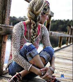 GwenLevy stripchat livecam performer profile
