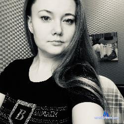 Alica_swarovski stripchat livecam performer profile