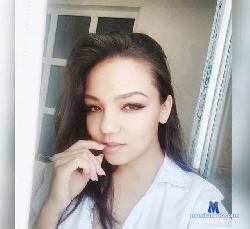 dinadin stripchat livecam performer profile